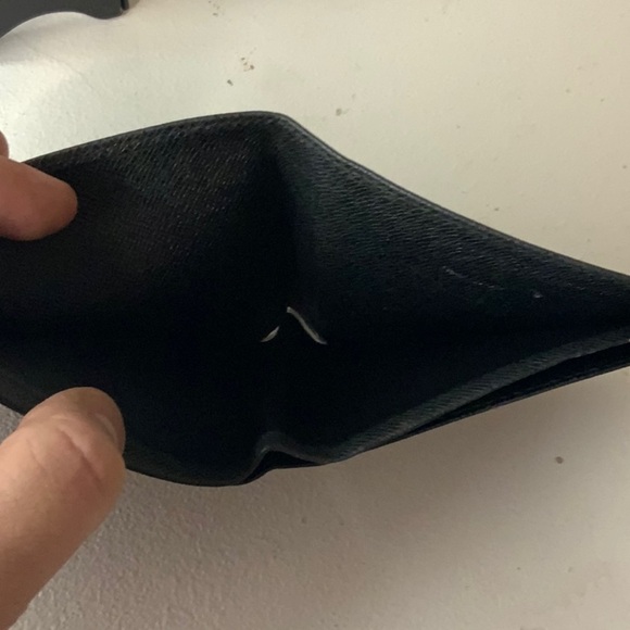 Louis Vuitton Taiga Bifold Wallet in Black Grained Leather (4.5" x 3.5") - Picture 9 of 11